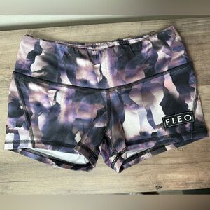 Fleo Shorts